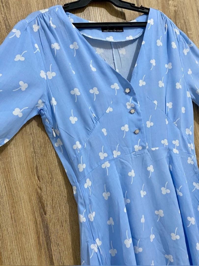 Blue Vneck dress (Category: Dresses) located in Marikina City. Submitted by declutterkpcloset (Listing ID 1139385823, Image 2). Description: size: small well used..