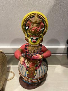 Bobble head doll (Thalaiyatti Bommai)