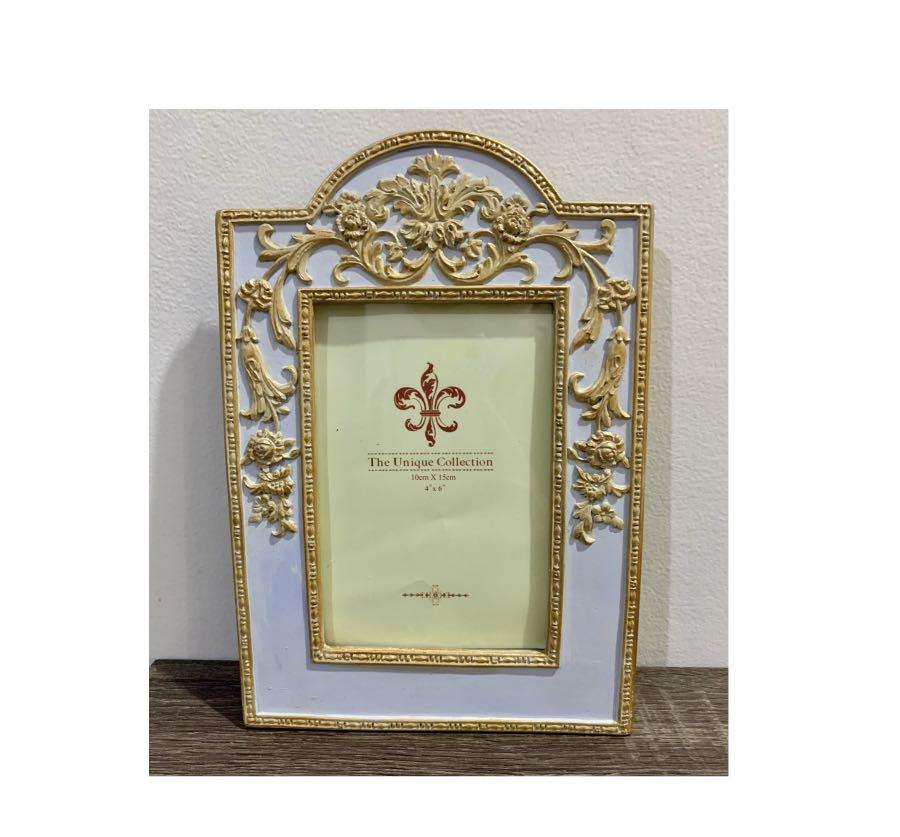 Ceramic picture frame (Category: Frames & Pictures) located in Davao. Submitted by pilmarmustdeclutter (Listing ID 1139361040, Image 1). Description: P400 excluding sf.