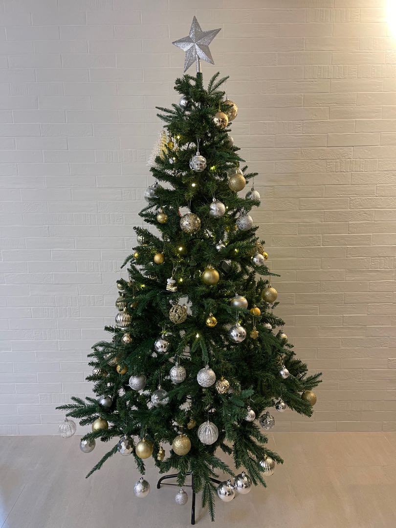 Christmas Tree All Inclusive, Furniture & Home Living, Home Decor