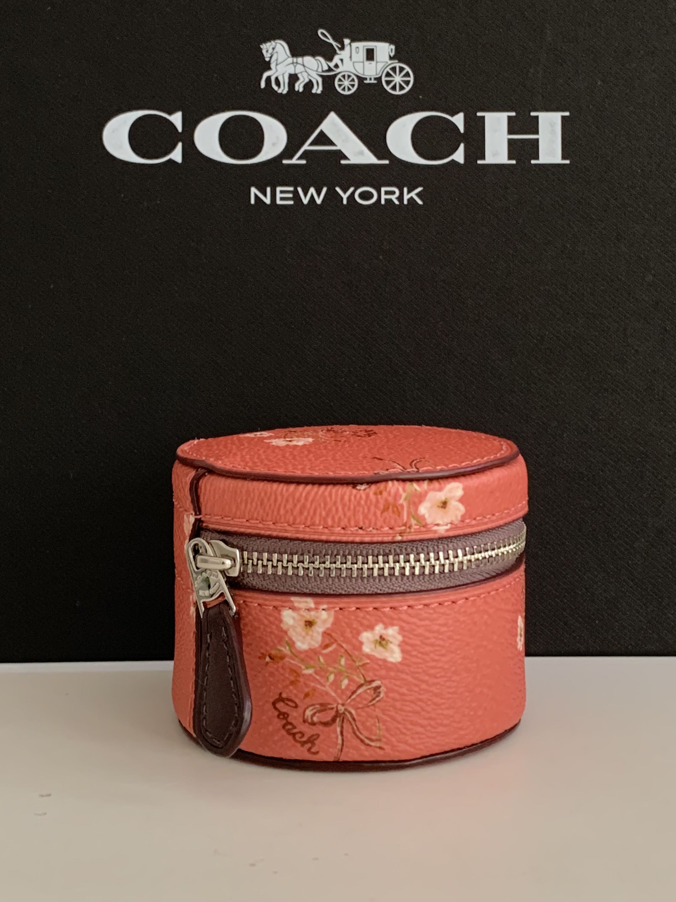 Coach Jewellery Case, Luxury, Bags & Wallets on Carousell
