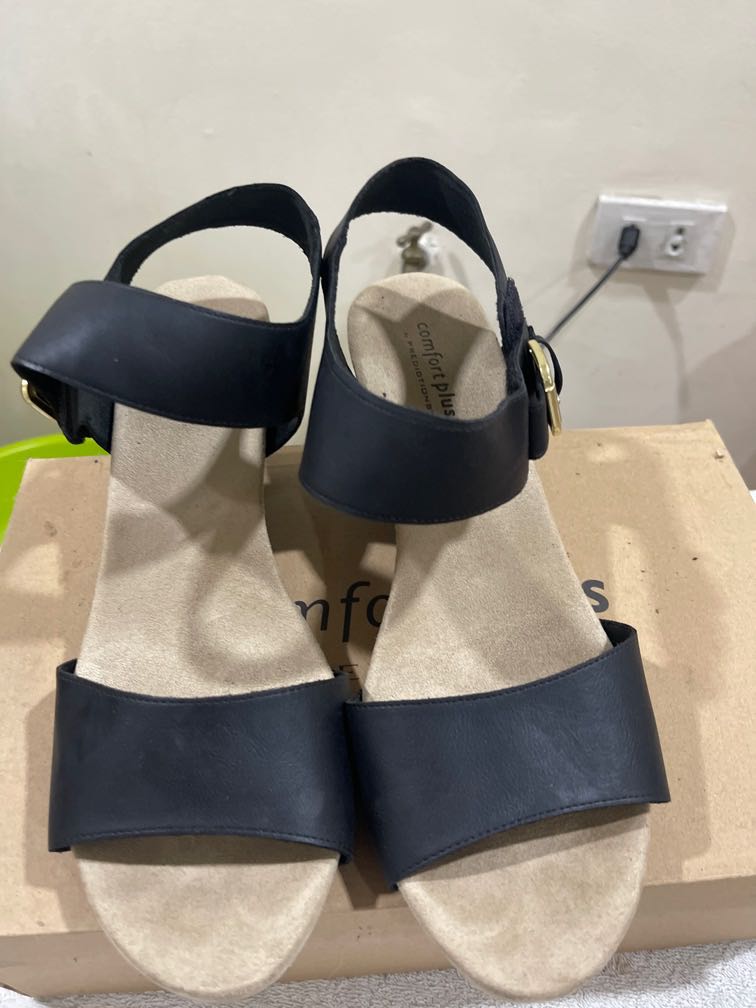 Comfort plus sandals payless clearance