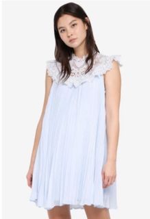(Category: ) located in . Submitted by wardrobe14 (Listing ID 1139276510, Image 1). Description: .