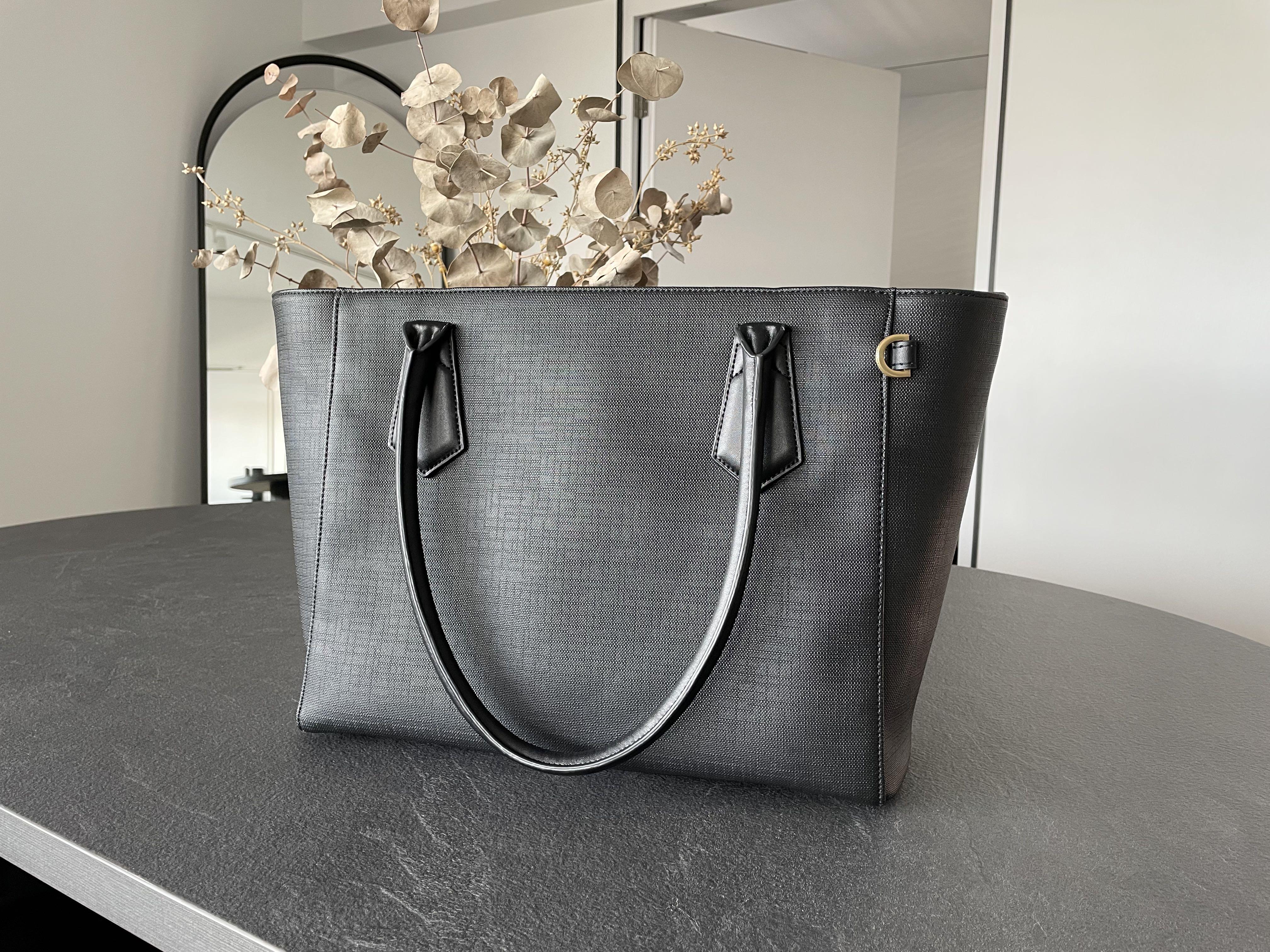 Dagne Dover classic tote onyx, Women's Fashion, Bags & Wallets, Tote Bags  on Carousell