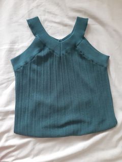 (Category: ) located in . Submitted by lucky_wardrobe (Listing ID 1139270846, Image 1). Description: .