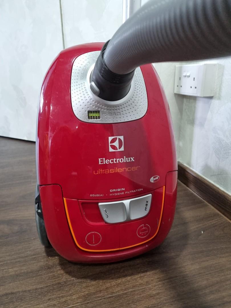 Electrolux Vacuum, TV & Home Appliances, Vacuum Cleaner & Housekeeping