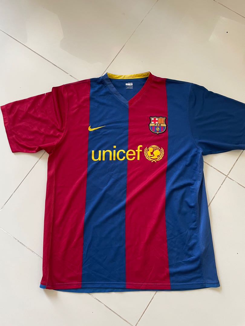 FC Barcelona Ronaldinho Jersey, Men's Fashion, Activewear on Carousell