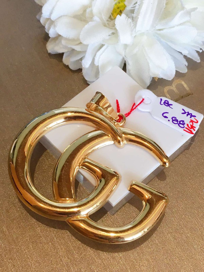 Gucci pendant gold outlet