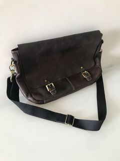 (Category: ) located in . Submitted by zamil_preloved (Listing ID 1139227965, Image 1). Description: .