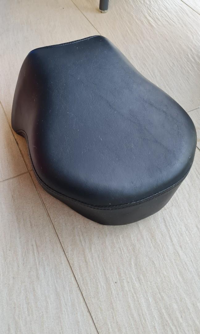 iron 883 pillion seat