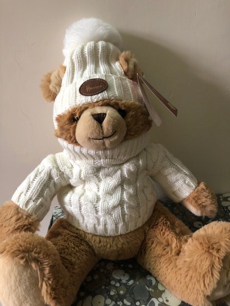 Harrods 2019 Christmas bear Carousell