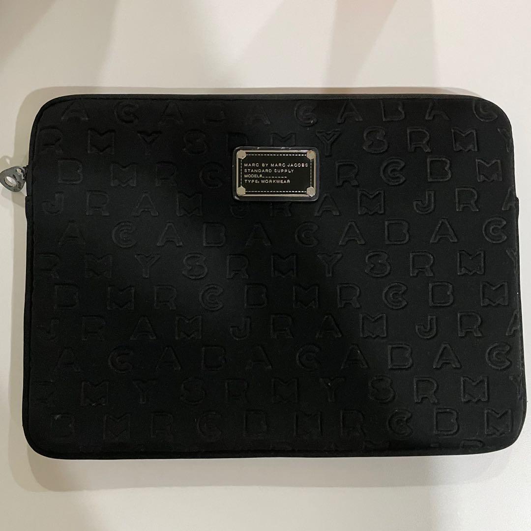 Marc jacobs laptop 2024 sleeve 13 inch