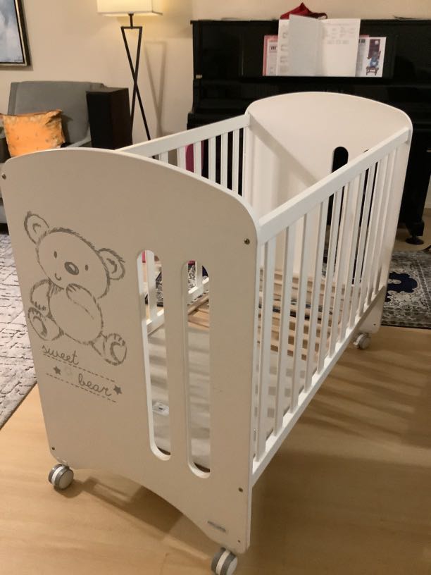 Micuna Sweet Bear Baby Cot (Spanish make), Babies & Kids, Baby Nursery