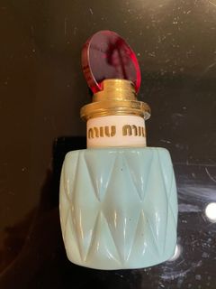 （分類：）位於 。 由 haileychris 提交（商品編號 1139380915，圖片 1）。簡介： 。