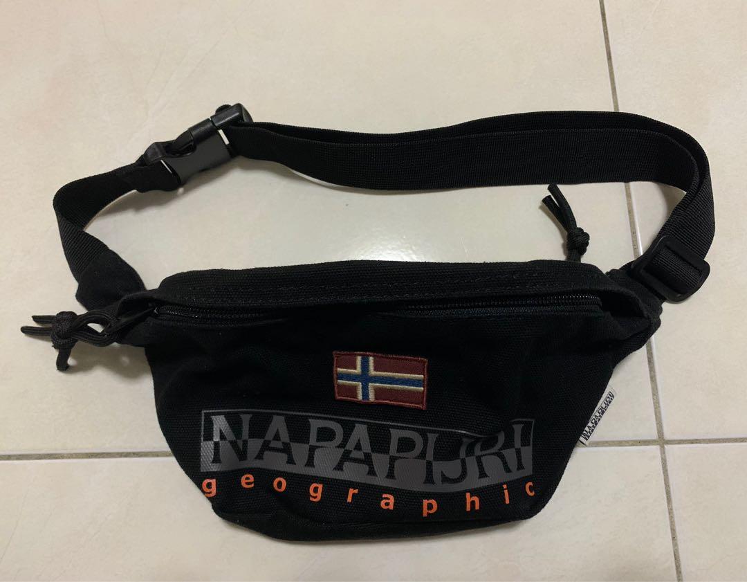 Napapijri sales sling bag