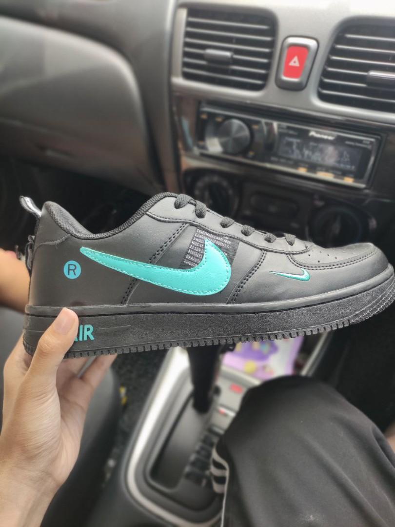 Air force 1 low store utility black and blue