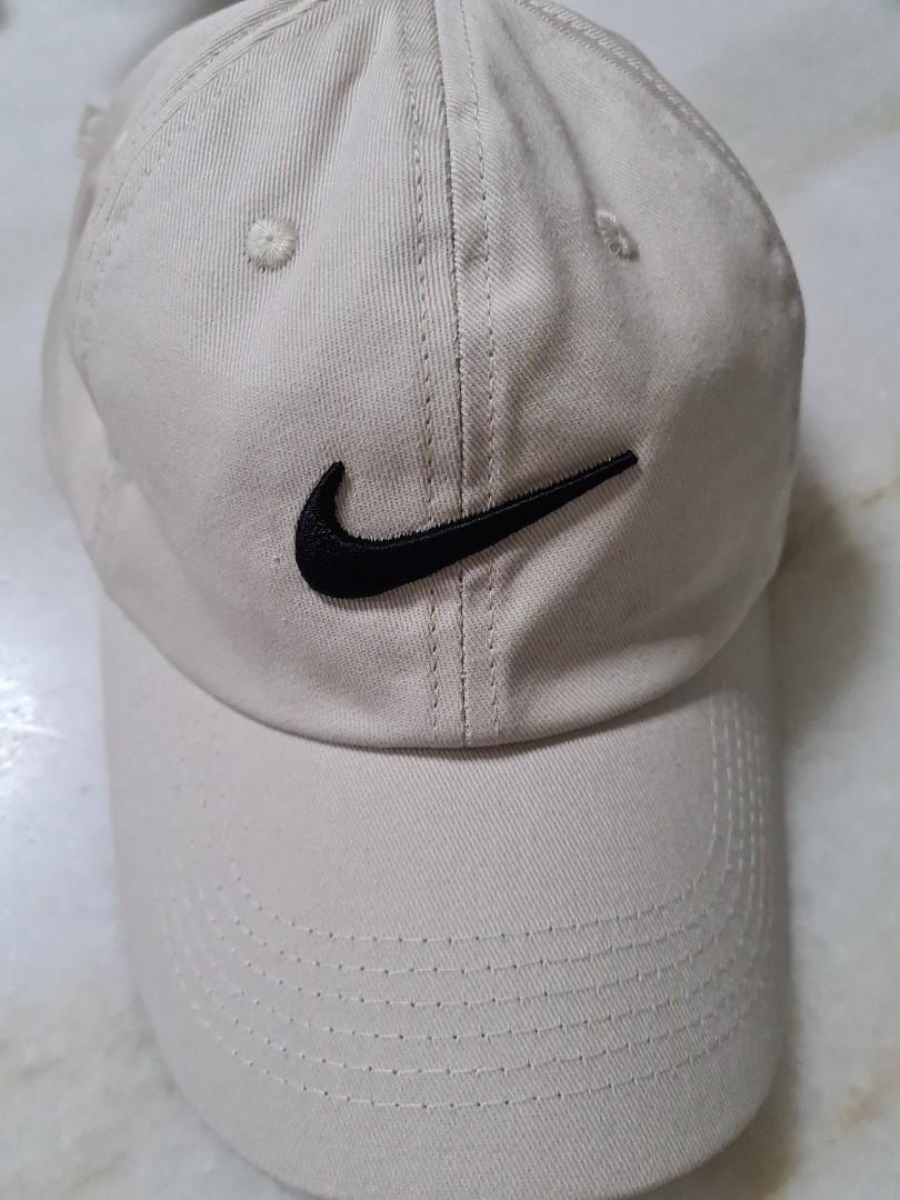 nike lightweight baseball cap