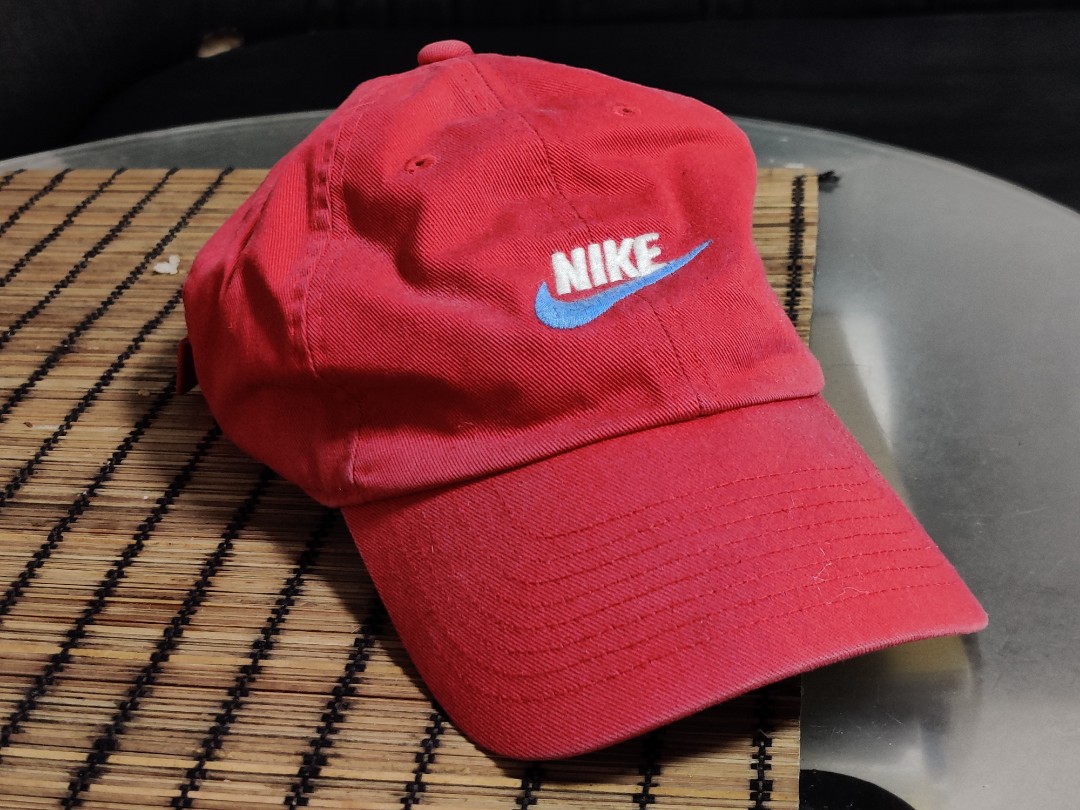Red nike dad hat cheap