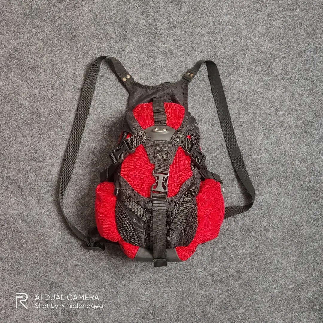 oakley small icon backpack