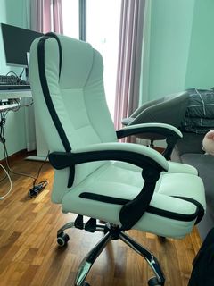 (Category: ) located in . Submitted by riozhang (Listing ID 1139186092, Image 1). Description: .