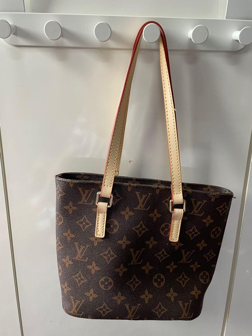 Louis Vuitton Leather Quality Premium Bags