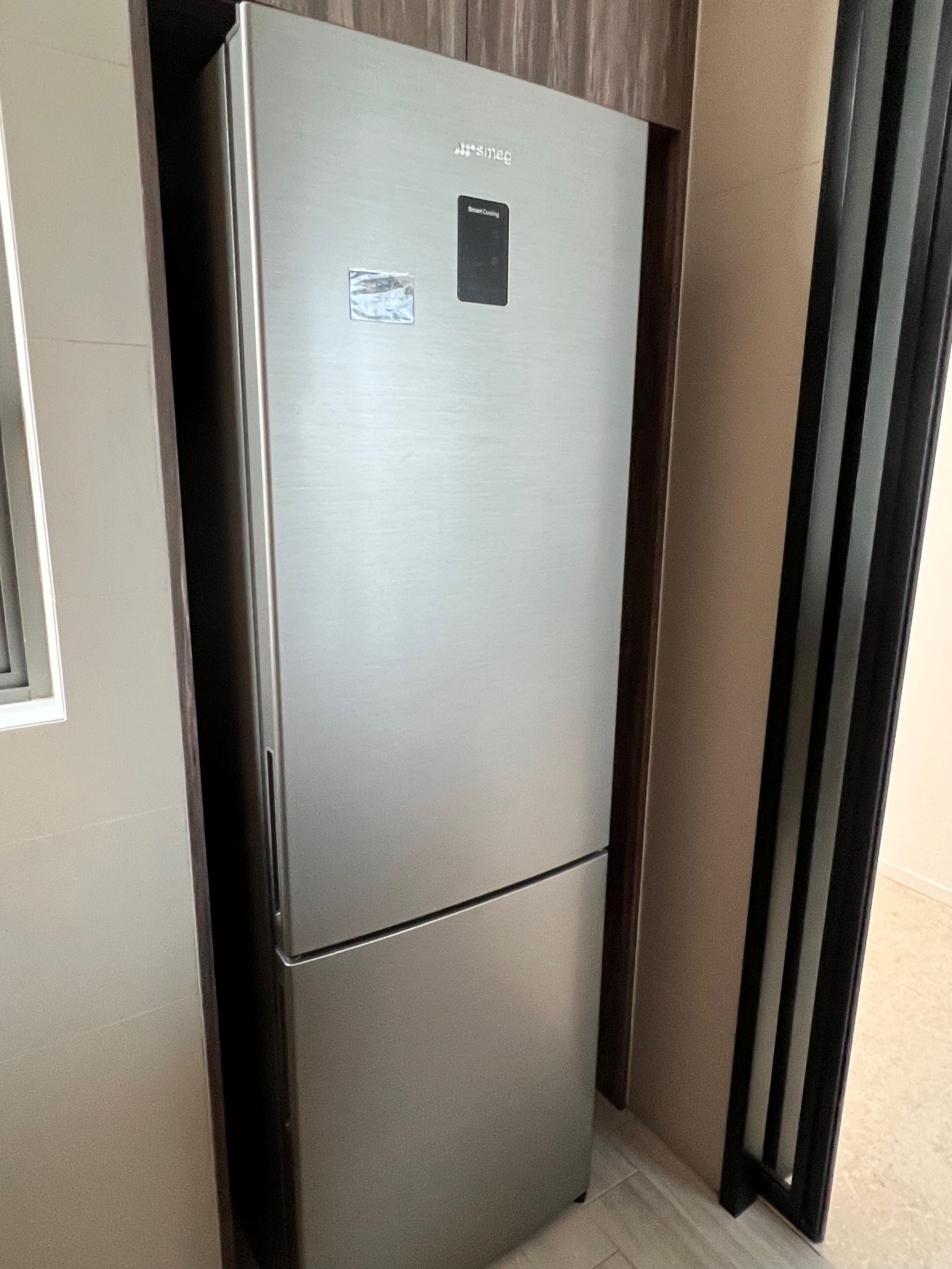 Smeg Italian brand fridge freezer, TV & Home Appliances, Kitchen