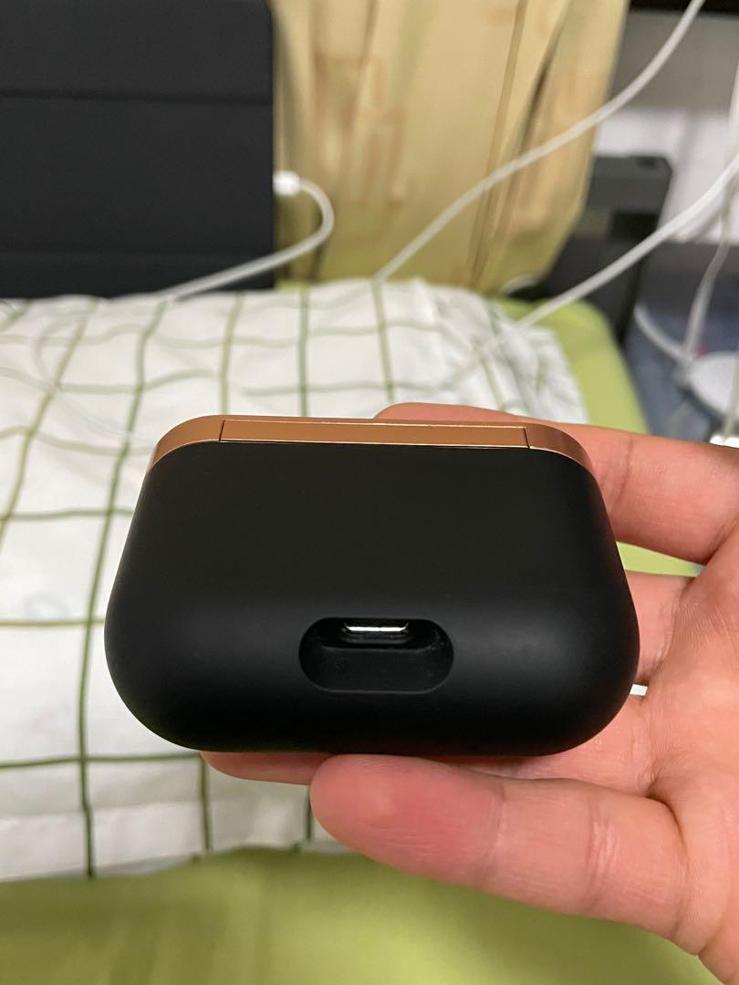 Sony WF1000XM3 Charging Case, Audio, Headphones & Headsets on Carousell