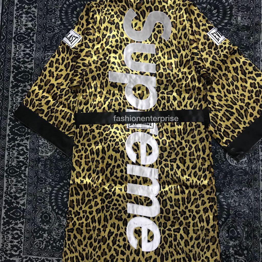 Supreme x everlast robe hot sale