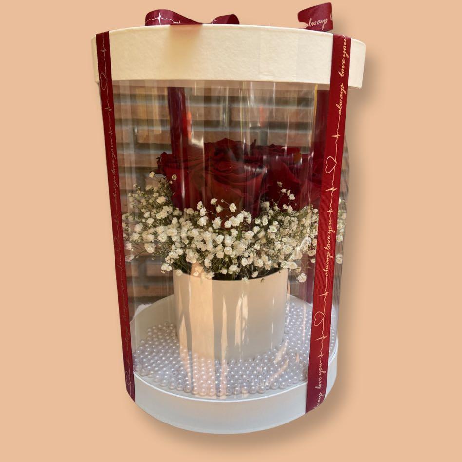 Fresh imported Roses in box valentines gift (Category: Flowers & Bouquets) located in Manila. Submitted by stylishgal (Listing ID 1139227352, Image 1). Description: Box contain imported roses with small pearls around .