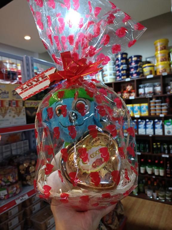 Valentines Chocolates Gift Basket with stuffed toy inside (Category: Gift Baskets & Hampers) located in Quezon City. Submitted by uno_store (Listing ID 1139228594, Image 3). Description: Valentines Chocolates Gift Pack with stuffed toy inside more items to choose from cute present for holidays with msg card! Pm for deliveries! P 195/pack.