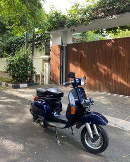 Vespa  Exclusive '85 (awal) , pajak hidup