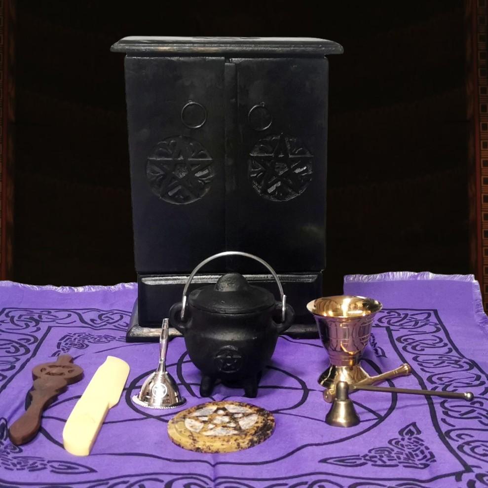 Wiccan Altar tools Set (Category: Religious Items) located in Cavite. Submitted by asianpretty (Listing ID 1139328292, Image 1). Description: Wiccan altar set 6500 bundle.