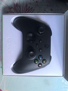 Xbox Wireless Controller with PC cable