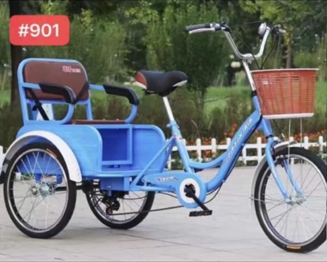 3 WHEELS BIKE W/ CARGO (Category: Bicycles) located in Cavite. Submitted by nesnaj12 (Listing ID 1139618575, Image 2). Description: RESELLER:8500php :3WHEELS BIKE WITH CARGO/PASSENGER SEAT with KAMBYO SPECS: ✅ Convertible from Cargo to Passenger Sit ✅ Suitable for food and other items for deliveries on nearby areas ✅ Weight Capacity: 200kg (driver); 50kg (cargo/passenger) ✅ Alloy Wheels; Steel Body ✅ Color-Blue.