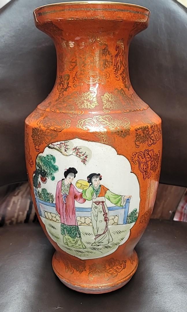 50年代景德鎮製珊瑚紅描金開窗仕女瓶（高32cm,無損, 興趣及遊戲, 收藏 