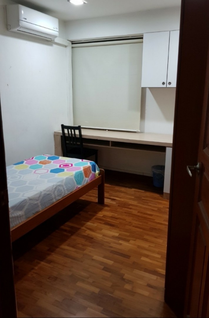 (Category: ) located in . Submitted by hazello (Listing ID 1139513163, Image 1). Description: .