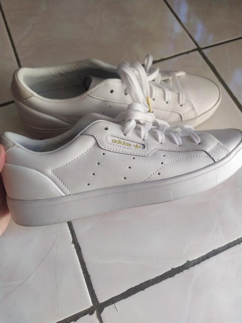 Harga best sale adidas sleek