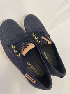 (Category: ) located in . Submitted by catalog.preloved (Listing ID 1139489443, Image 1). Description: .