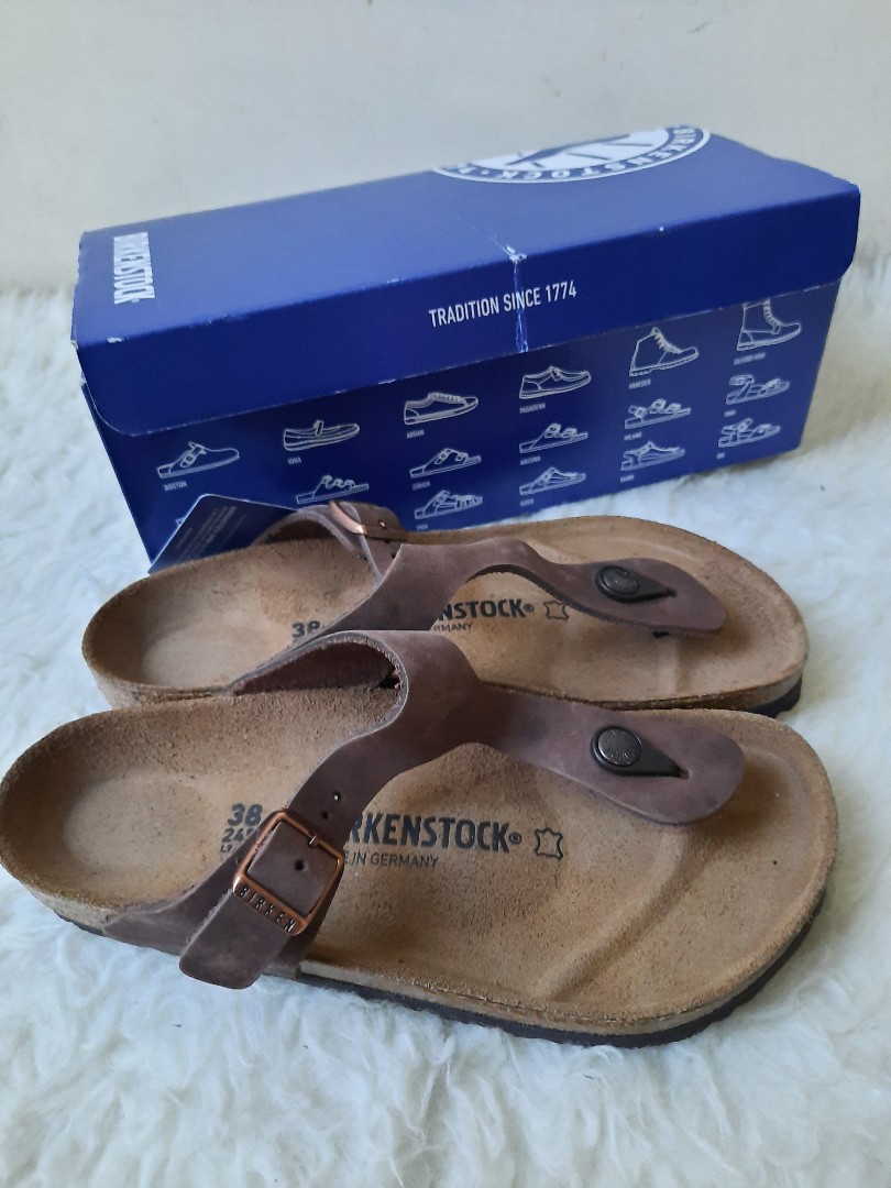 Birkenstock, Fesyen Wanita, Sepatu di Carousell