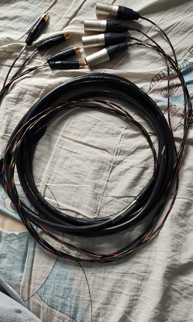 20' FT CANARE HI-FI RCA TO BALANCED XLR MALE INTERCONNECT CABLE. 