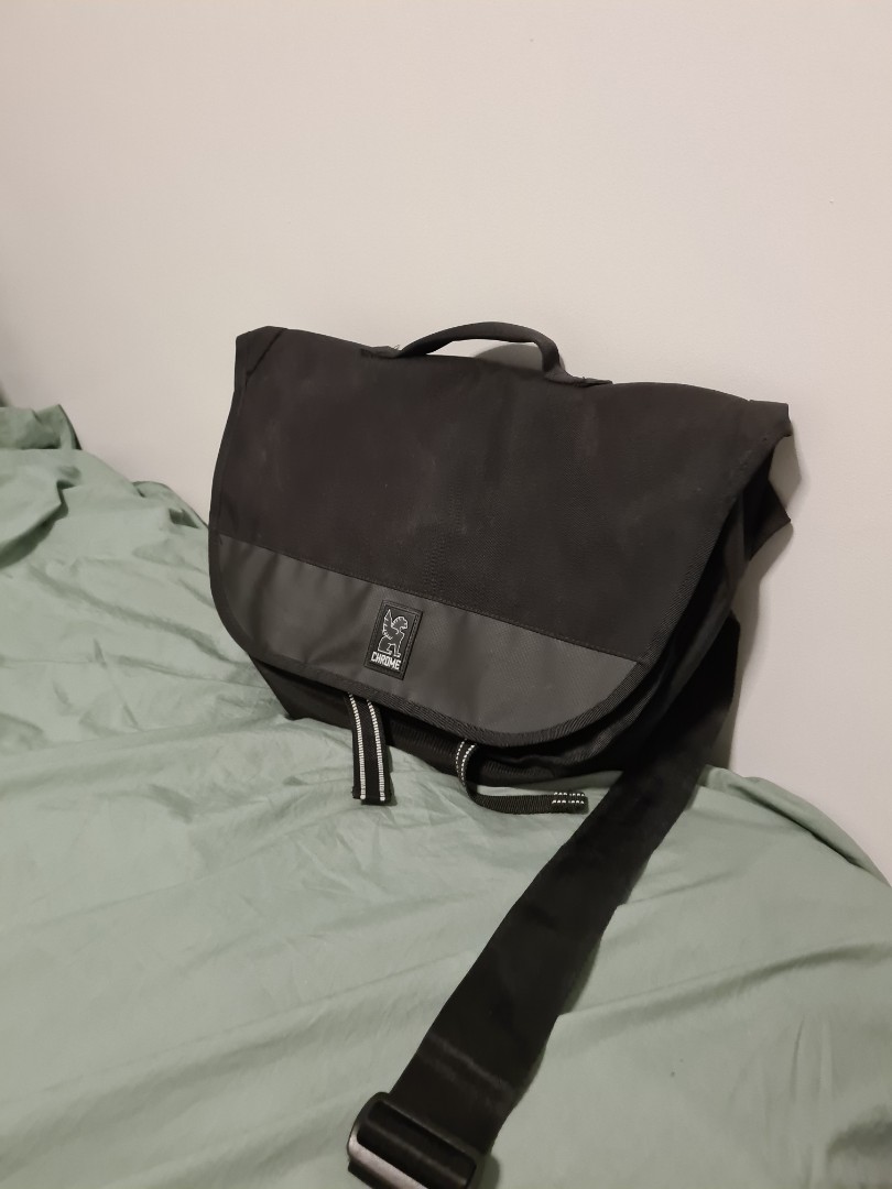 Chrome Citizen Messenger Bag, Men's Fashion, Bags, Sling Bags on Carousell