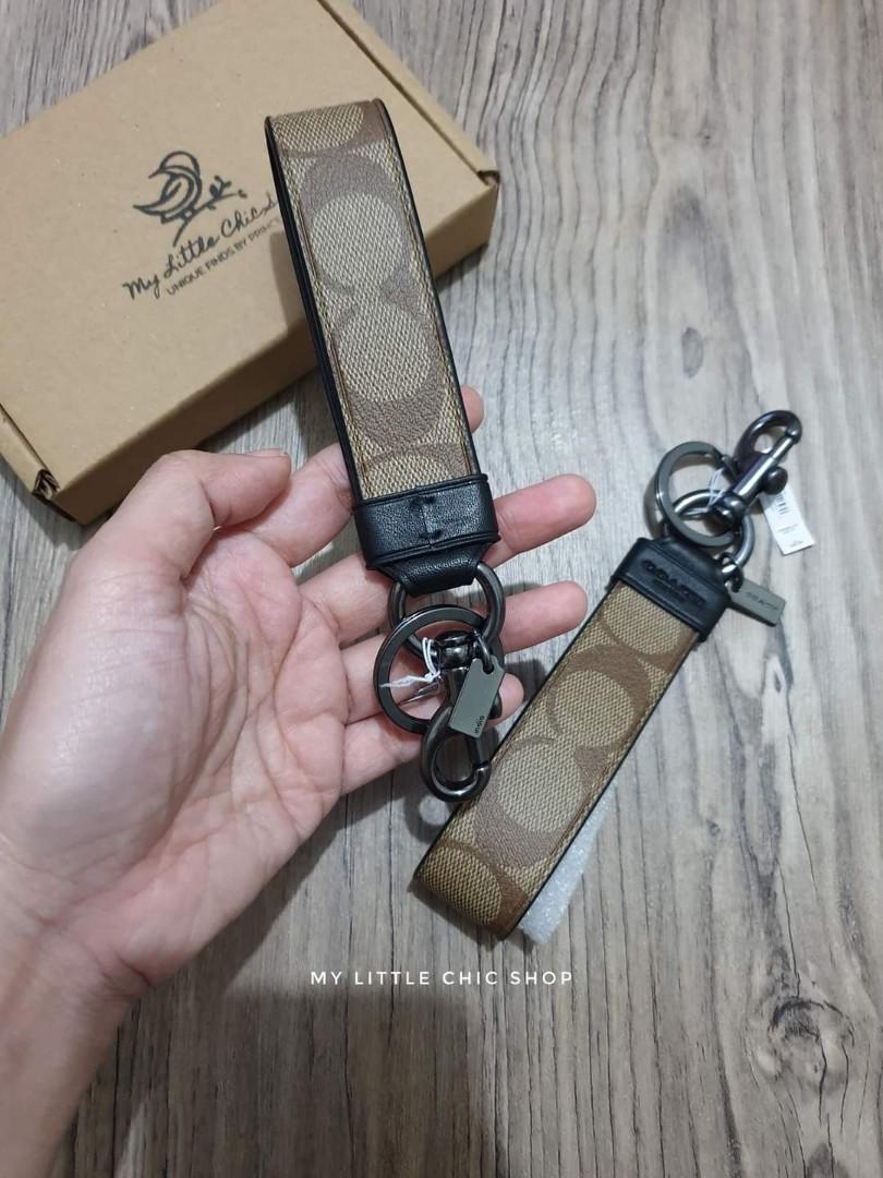 Coach large loop key fob in tan, Men's Fashion, Watches & Accessories,  Accessory Holder, Box & Organizers on Carousell
