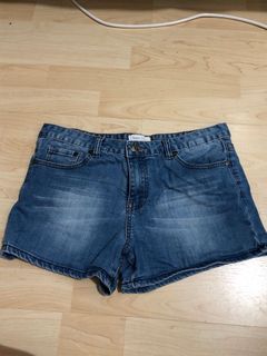 (Category: ) located in . Submitted by qnsbl (Listing ID 1139460272, Image 1). Description: .