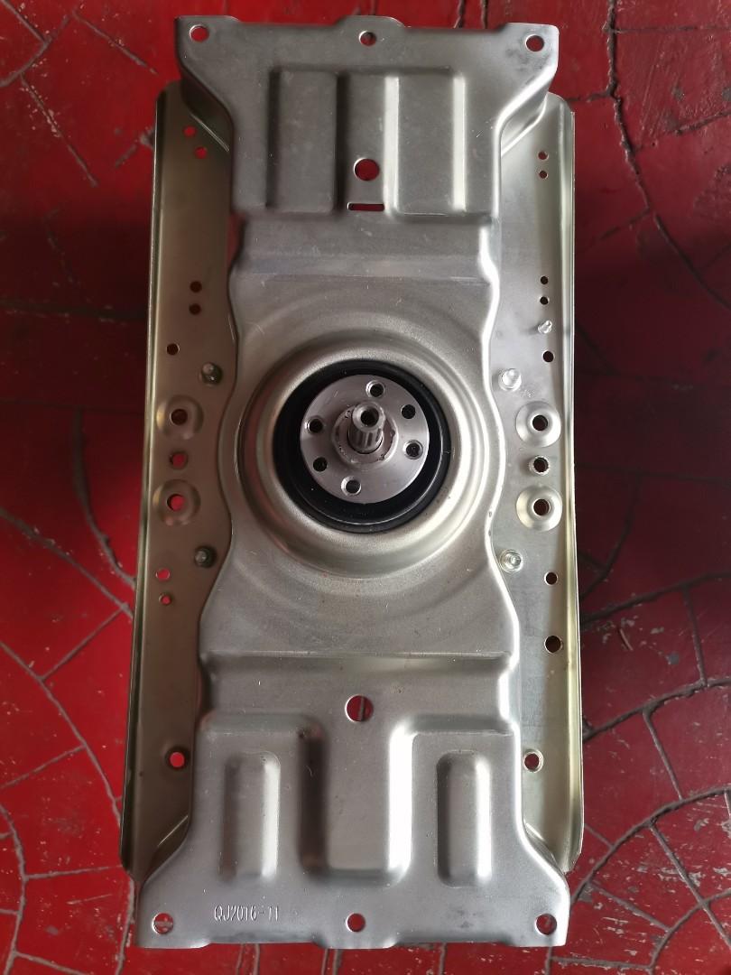 Electrolux washing machine Clutch (Category: Washing Machines and Dryers) located in Manila. Submitted by latestproduct (Listing ID 1139521143, Image 1). Description: Electrolux washing machine Clutch Tel 85109484 09331240862.