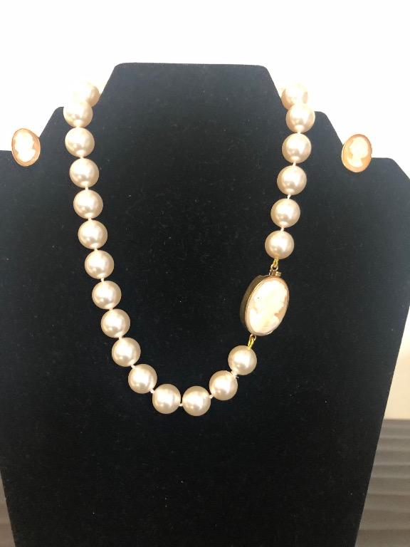Pretty Genuine 12x16mm White South Sea Shell Pearl Teardrop Pendant Necklace AAA