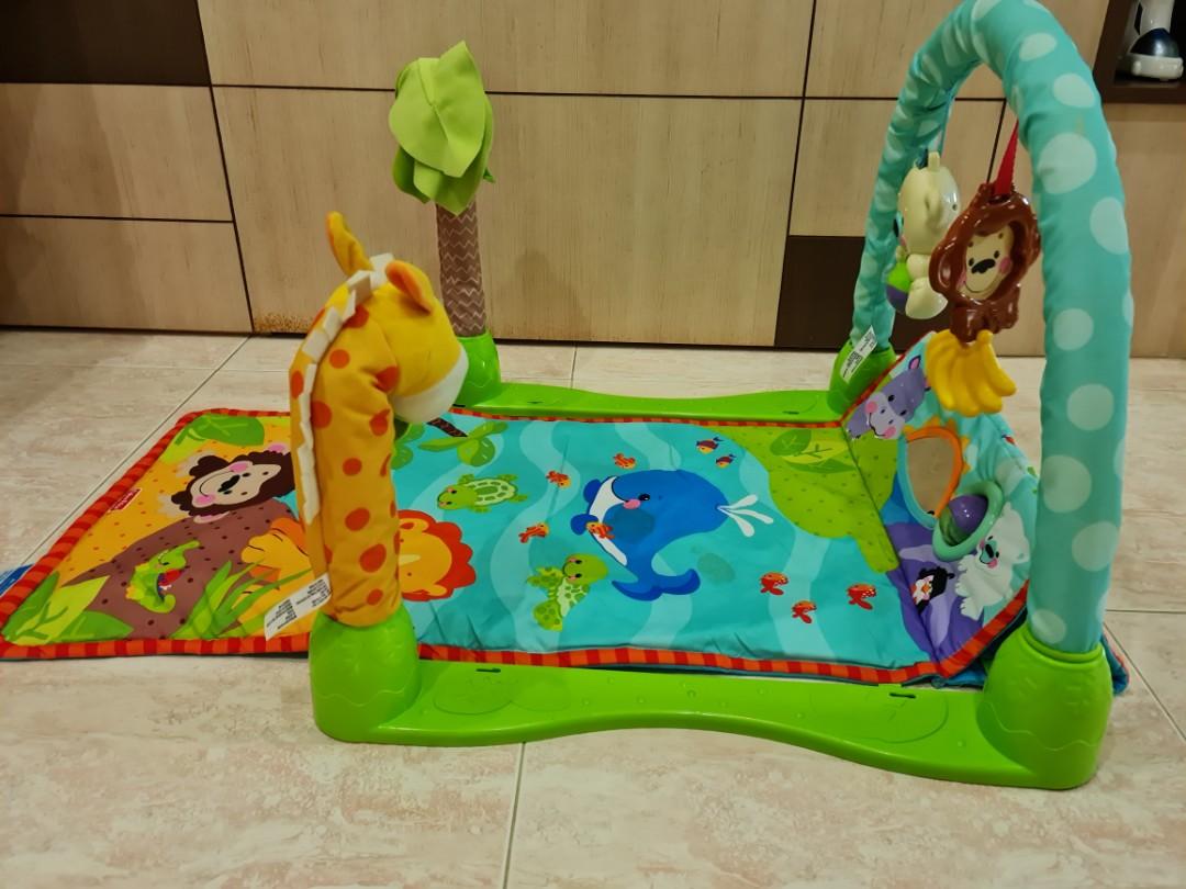 Fisher price rainforest play mat, Babies & Kids, Infant Playtime on