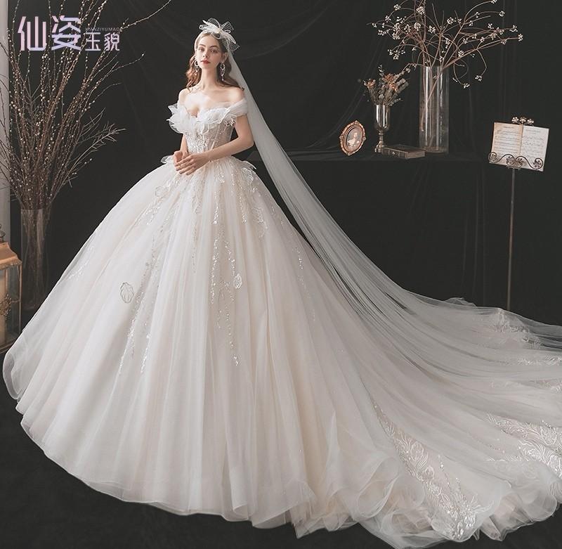 Grand Wedding Gown