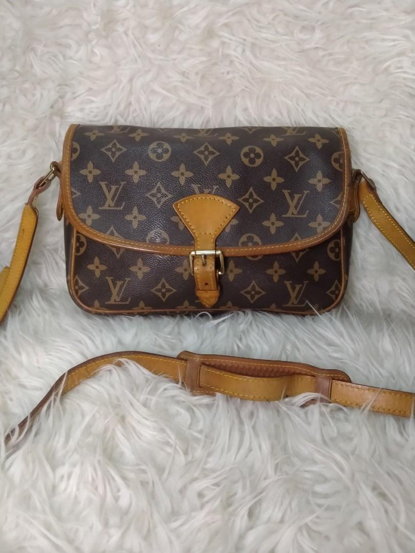 Used Louis Vuitton Crossbody Purse - 553 For Sale on 1stDibs  gently used  louis vuitton crossbody, used crossbody louis vuitton, used lv purse