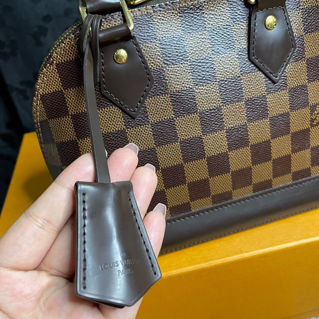 Louis vuitton alma hotsell bb damier ebene canvas