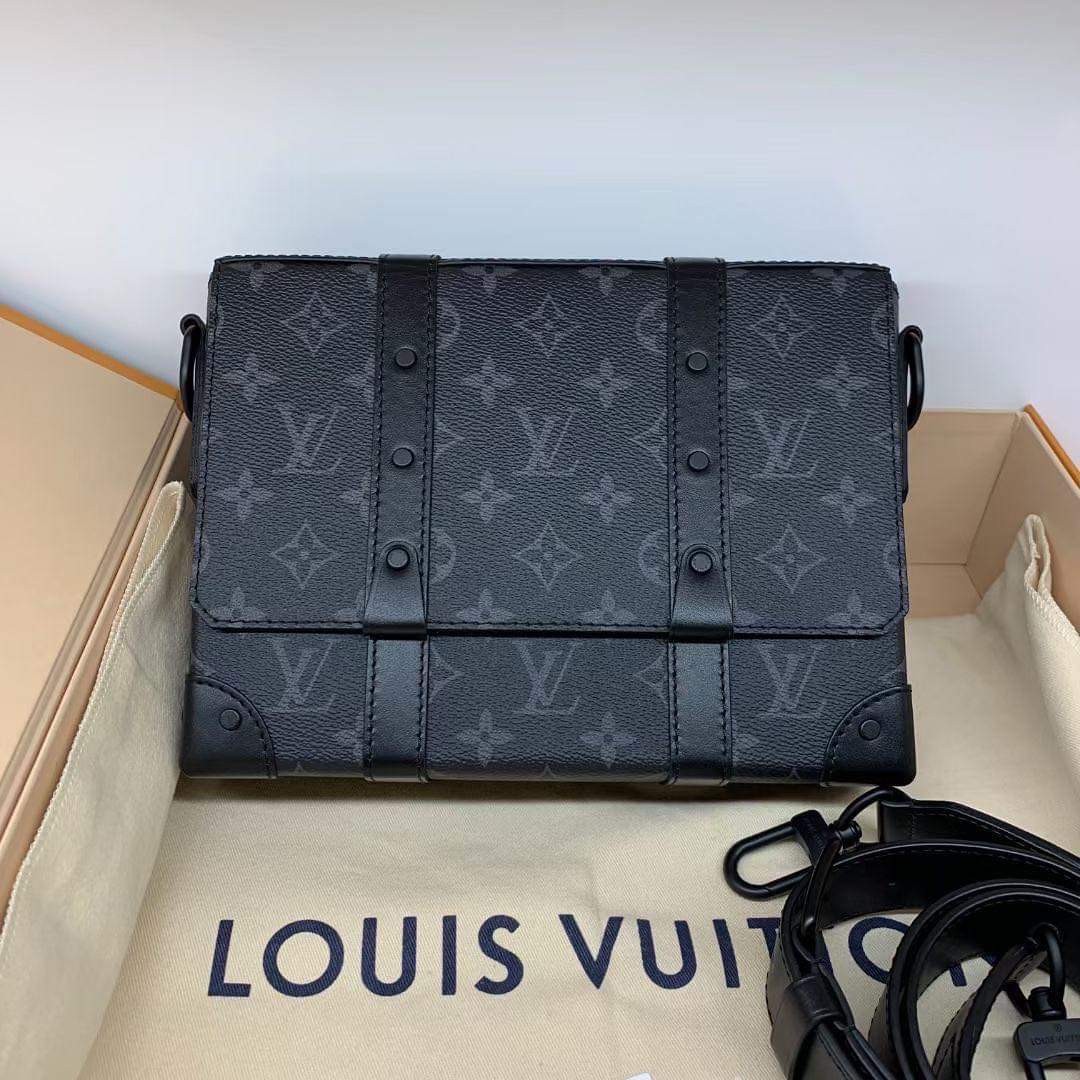 Authentic Louis Vuitton Monogram Tapestry Trunk Messenger Bag, Luxury, Bags  & Wallets on Carousell